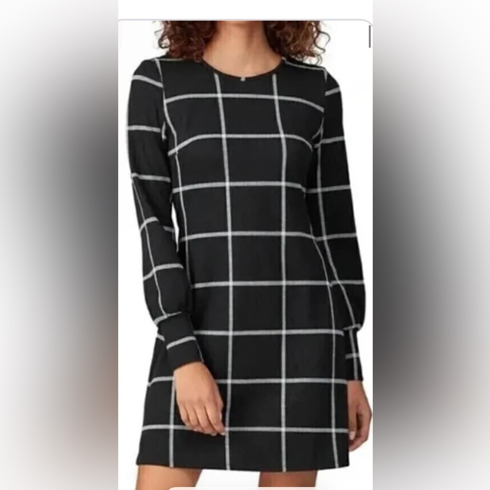 Slate & Willow Black & White Windowpane Long Sleeve Shift Dress